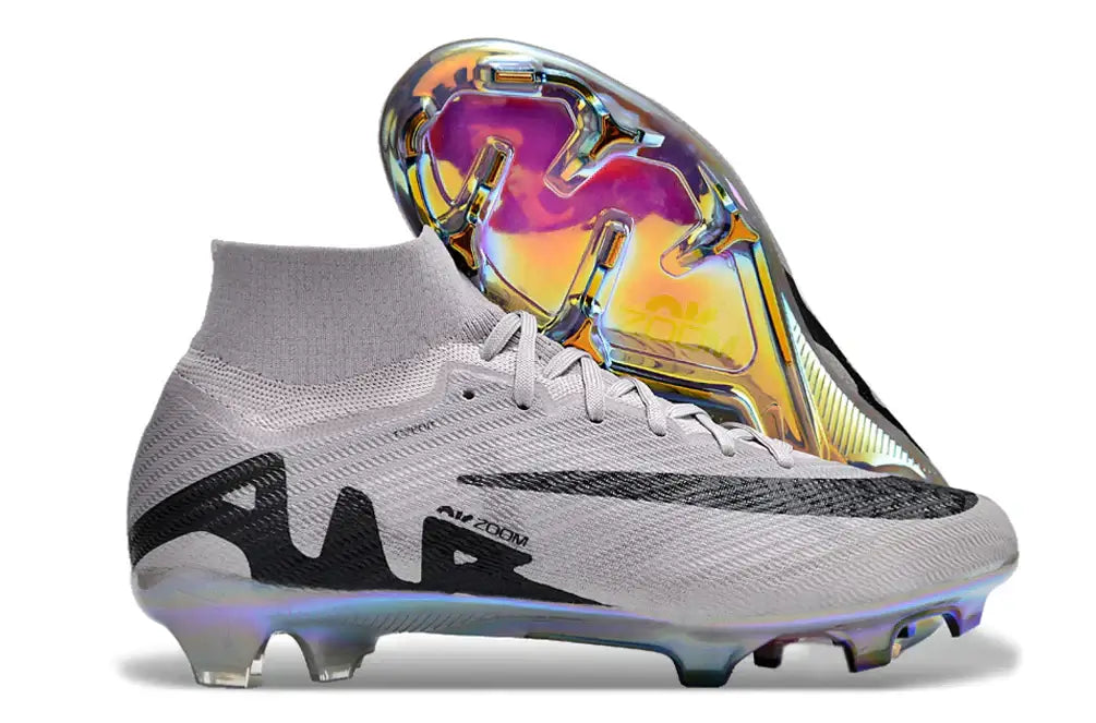 Chuteira Nike Mercurial superfly 9 Air Zoom Ultra FG Cinza em detalhe, mostrando o design e sola FG colorida.