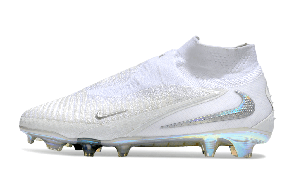 Chuteira Nike Phantom 6 Edição Especial Elite FG - Branca com design sofisticado e sola FG para aderência superior.