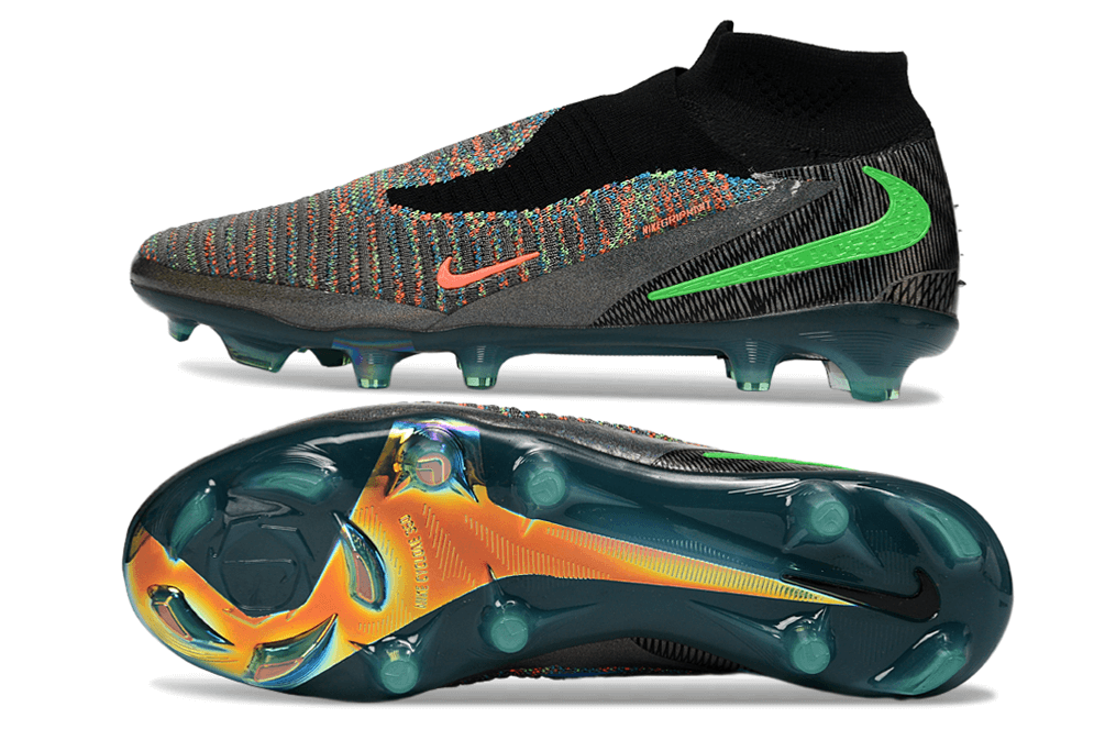 Chuteira Nike Phantom 6 Elite FG Preta e Dourada "EA FC" com design exclusivo e tecnologia avançada.