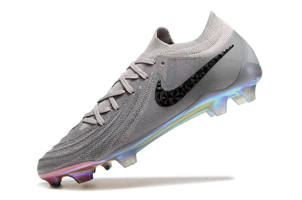 Chuteira Nike Phantom GX II Edição Especial FG - Cinza