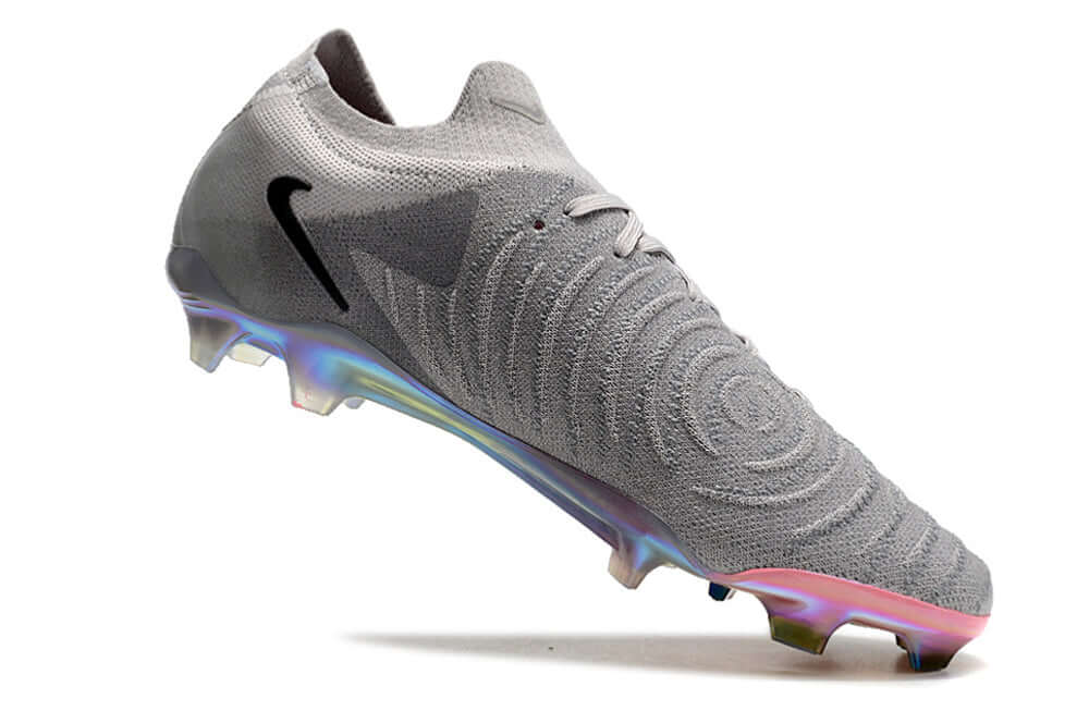 Chuteira Nike Phantom GX II Edição Especial FG - Cinza