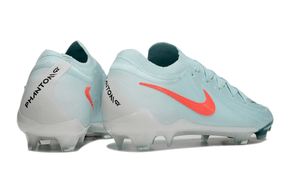 Chuteira Nike Phantom GX II FG - Branca e Azul claro -  Pack Mad Energy