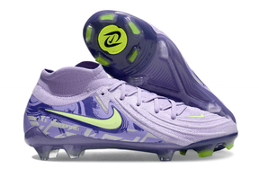 Chuteira Nike Phantom Luna Elite FG - Roxa - Pack United em vista lateral com detalhes em roxo e verde.