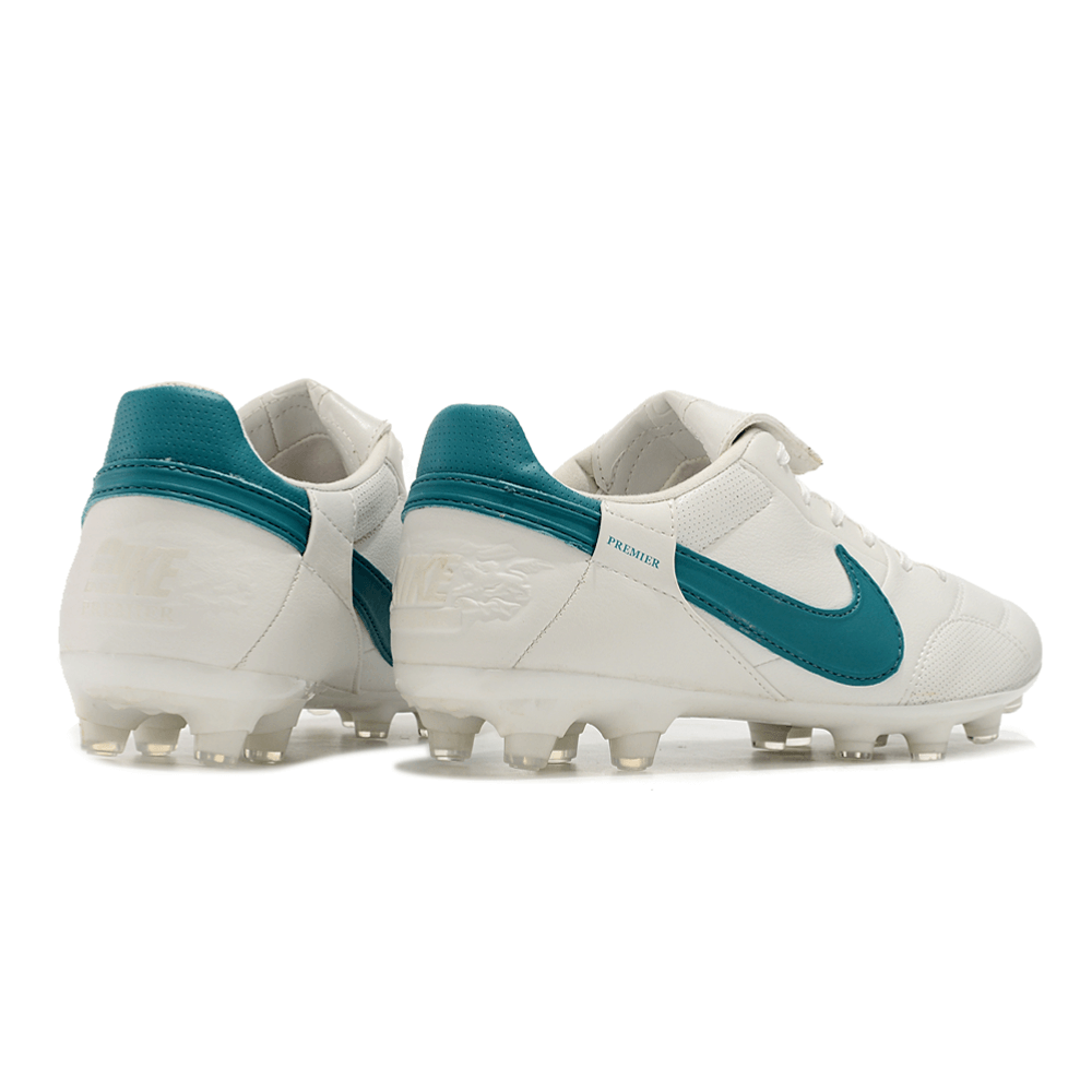 Chuteira Nike Premier 3 FG Branca e Verde com detalhes em azul, ideal para jogadores em campo.