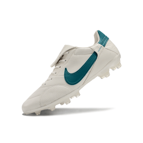 Chuteira Nike Premier 3 FG Branca e Verde com design moderno e couro premium para controle no campo.