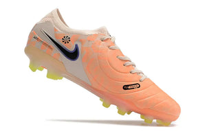 Chuteira Nike Tiempo Legend 10 FG - Laranja "United Pack" exibindo design vibrante e tecnologia avançada.