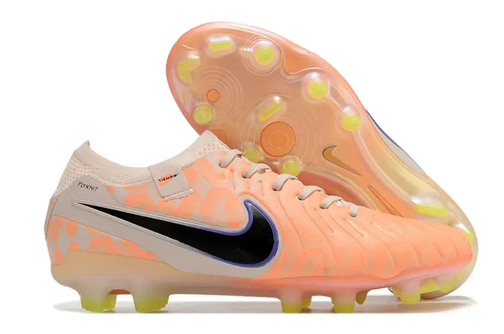 Chuteira Nike Tiempo Legend 10 FG - Laranja "United Pack" com design exclusivo e controle de bola superior.