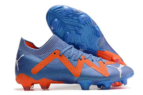 Chuteira Puma Future 7 FG Azul e Laranja vista lateral com design moderno e tecnologia de desempenho.