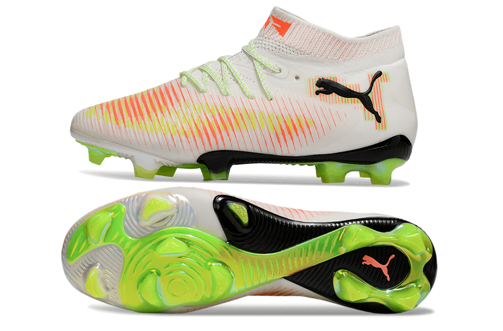 Chuteira Puma Future 8 FG - Branca e Laranja vista lateral e sola com detalhes em verde