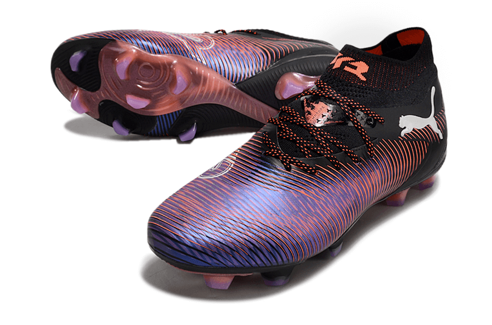 Chuteira Puma Future 8 FG - Roxa e Preto com design arrojado e tecnologia de ponta para futebol.