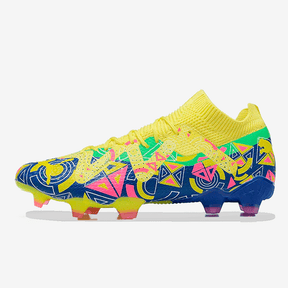 Chuteira Puma Future Ultimate FG Amarela e Azul com design vibrante e tecnologia avançada.