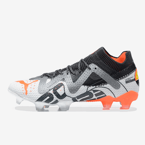 Chuteira Puma Future Ultimate FG Cinza, Branca e Laranja vista lateral com design moderno