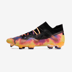 Chuteira Puma Future Ultimate FG Preta e Amarelo em design inovador com cores vibrantes e tecnologia de ponta.