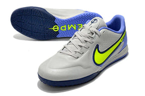 Chuteira Futsal Nike Tiempo Legend 9 Elite IC com design moderno e solado de alta tração para performance no futsal.