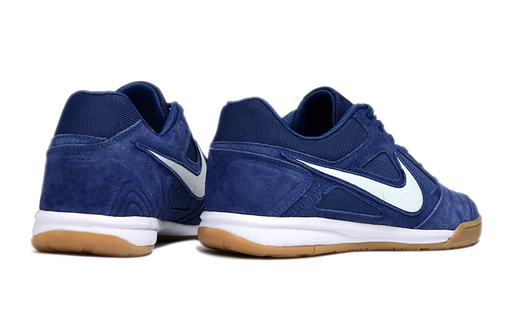 Chuteira Futsal Supreme X Nike SB Gato IC Azul vista traseira com design azul e detalhes brancos.