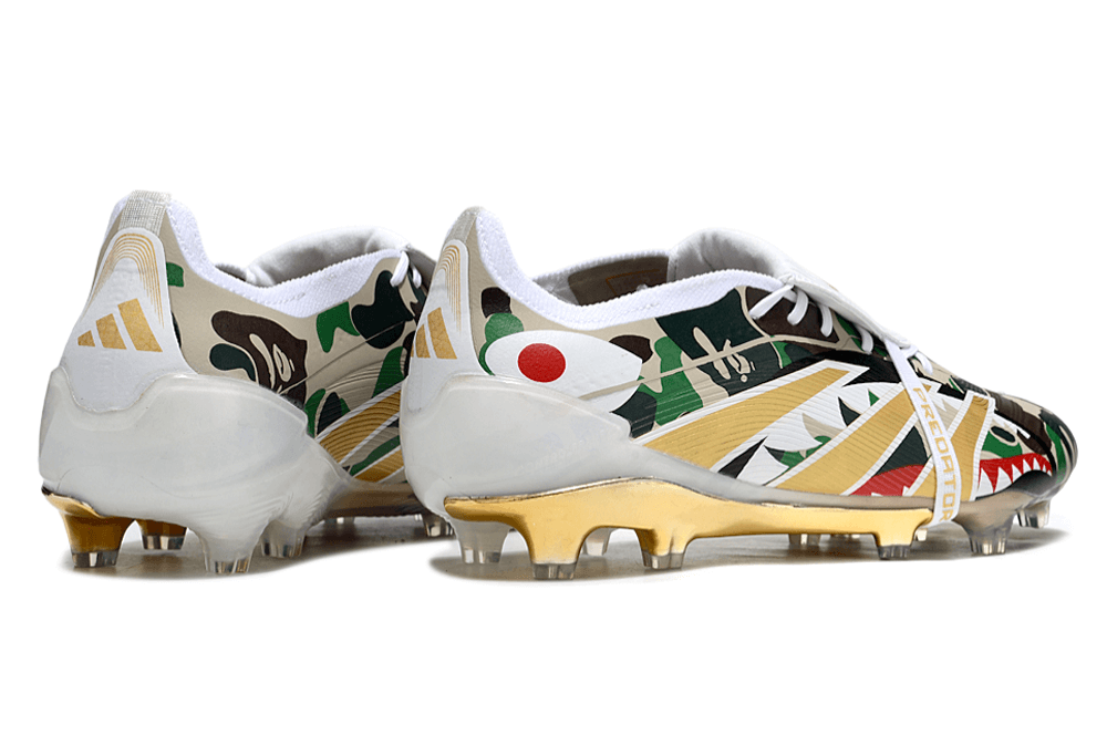 Chuteira Adidas Predator Elite Fold-Over Tongue FG - Branca, Dourada e Verde com detalhes em camuflagem.