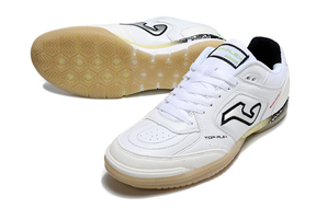 Chuteira Futsal Joma Top Flex Rebound IC Branca com visual moderno e tecnologia Rebound para melhor desempenho.