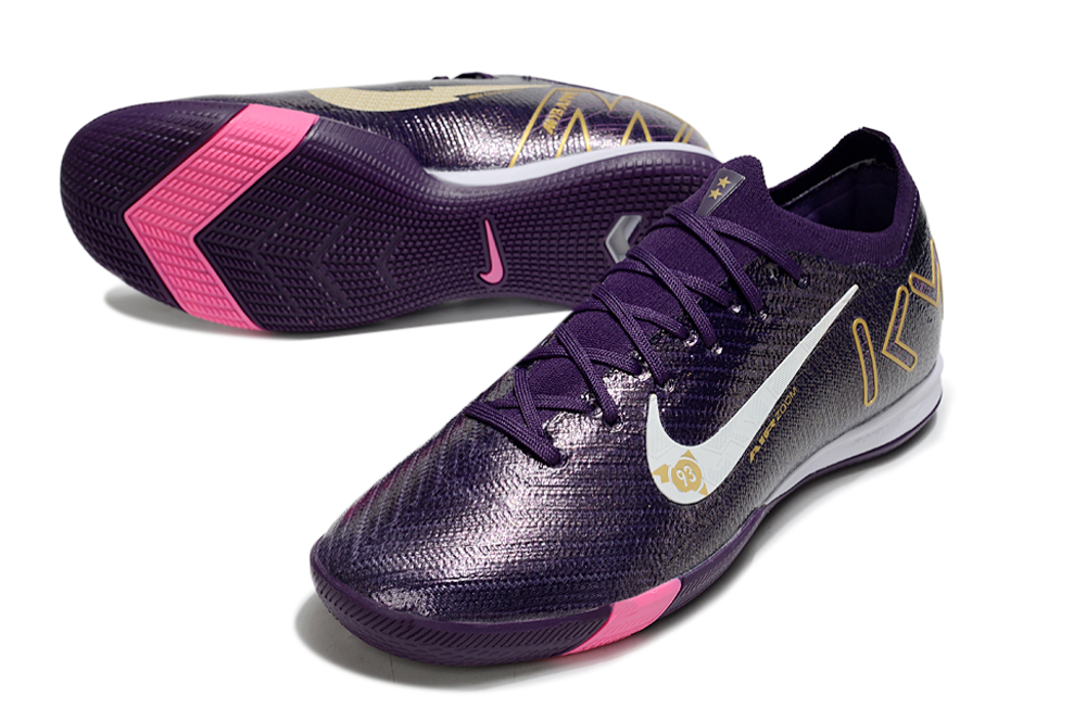 Chuteira Futsal Nike Mercurial Air Zoom Vapor 16 Kylian com design moderno em roxo e detalhes em rosa.