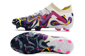 Chuteira Puma FUTURE Ultimate FG com design colorido, ideal para desempenho no campo.