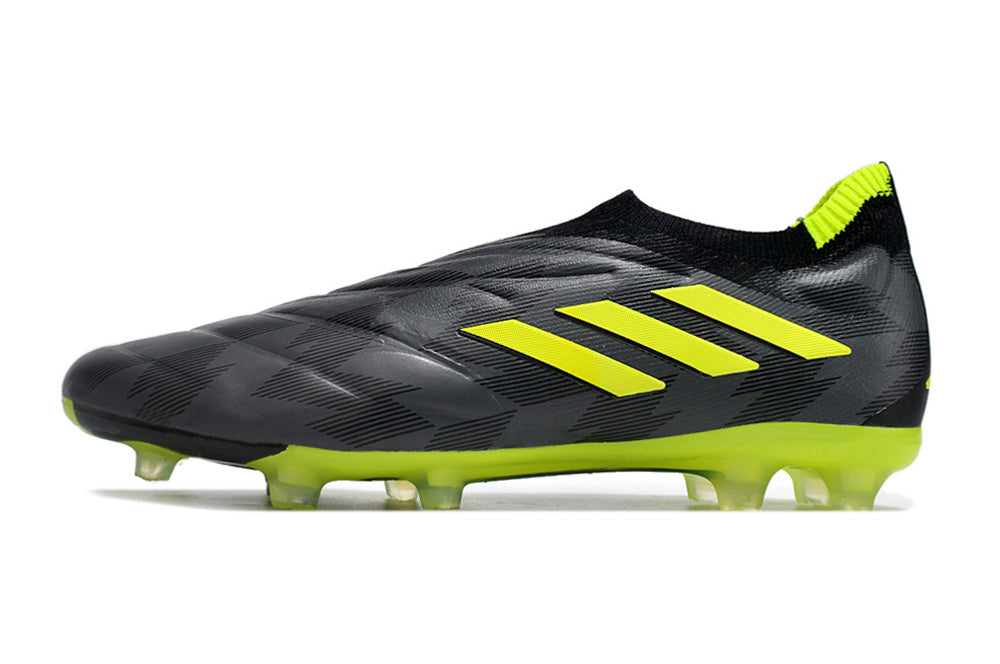 Chuteira Adidas Copa Pure+ FG Preta e Verde