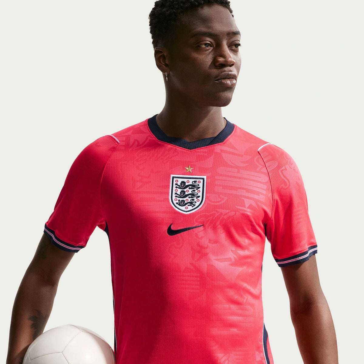 Camisola Inglaterra I 2026/27 Torcedor - Copa do Mundo 2026