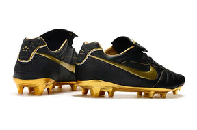 Nike Tiempo Legend 7 R10 FG Preta e Dourado - botas de futebol pretas e douradas para desempenho excepcional.