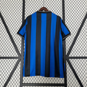 Camiseta Inter de Milão Jersey Home 09/10 Retro com listras azuis e pretas