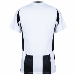 Camisolas Juventus home 24/25 vista traseira em detalhes, com design elegante e clássicos listras preto e branco.