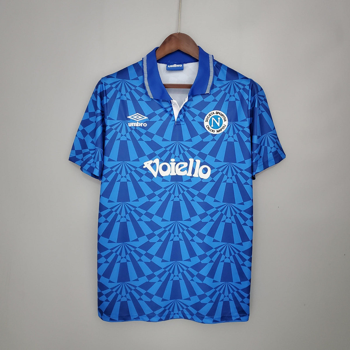 Camisolas Napoli Home 91/92 Retro, camiseta de futebol azul com detalhe em design gráfico.