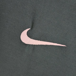 Camisola Brasil Home 98/99 Retro com logotipo da Nike em destaque na cor rosa