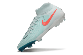 Nike Phantom Luna Elite FG - Branca e azul - Pack Mad Energy em destaque com design moderno e tecnologia avançada.