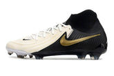 Nike Phantom Luna Elite NU FG Preta e Branca em detalhe, sapatilha de futebol com design elegante.