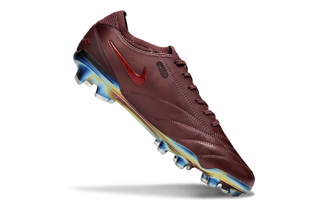 Nike Tiempo Legend 10 FG - Vermelho - "Luxe Pack" em fundo branco com design premium e cores vibrantes.