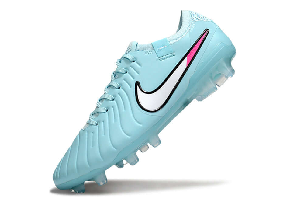 Nike Tiempo Legend 10 X Elite FG -  Azul, Rosa e Branca - Pack Prism, chuteira de futebol em azul e rosa.