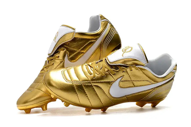 Nike Tiempo Legend 7 R10 FG Dourado e Branco - botas de futebol douradas e brancas para desempenho em campo.