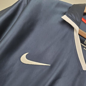 Camisa PSG Home 01/02 Retro Azul Olympic com logo Nike em destaque