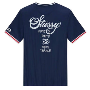 Camiseta Stussy x Paris Saint-Germain, edição limitada, estilo elegante e moderno, disponível em azul marinho.
